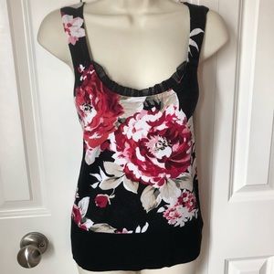 EUC White House Black Market floral tank size Med